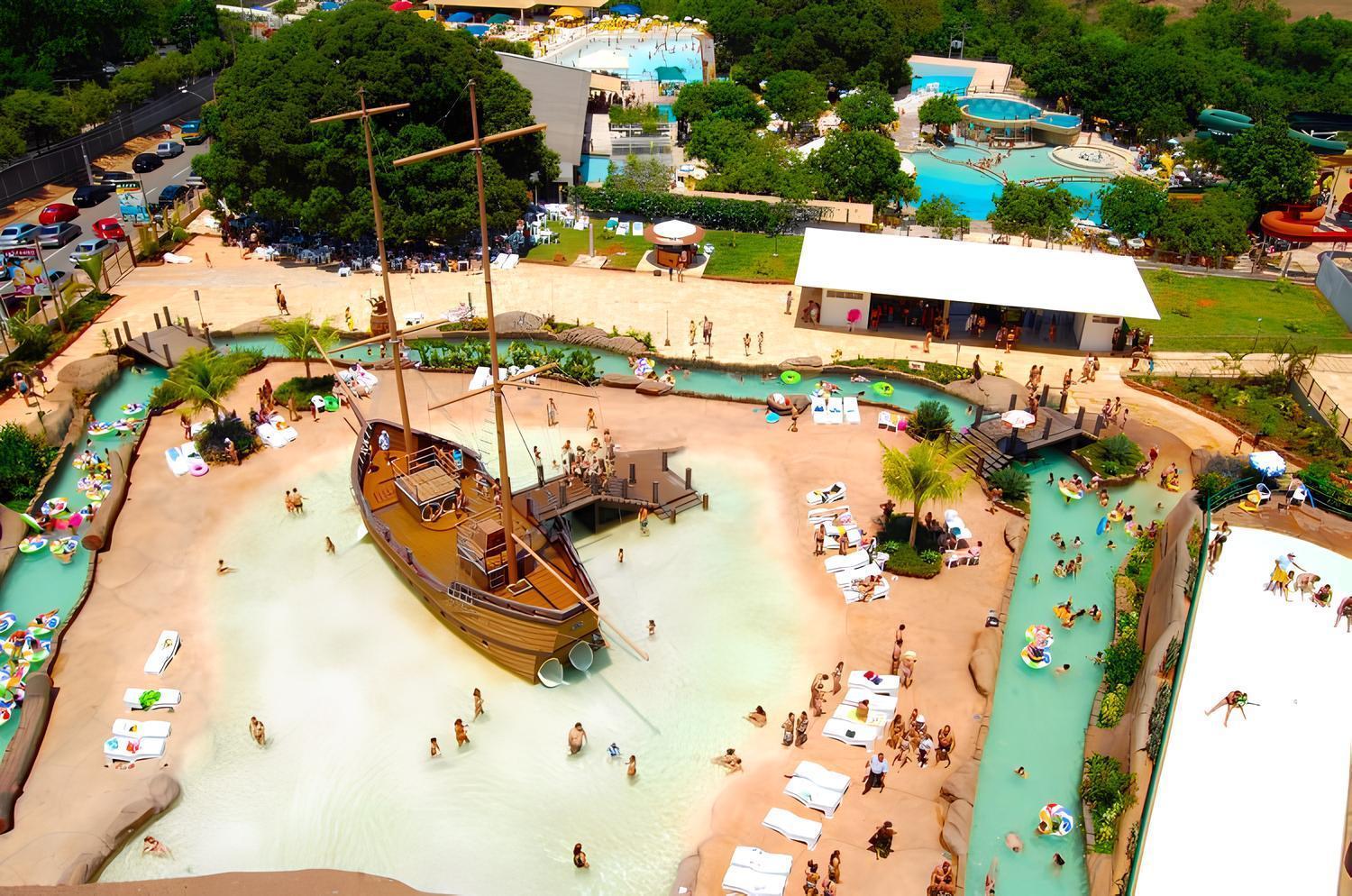 Piazza Diroma Com Acesso Ao Acqua Park Διαμέρισμα Caldas Novas Εξωτερικό φωτογραφία