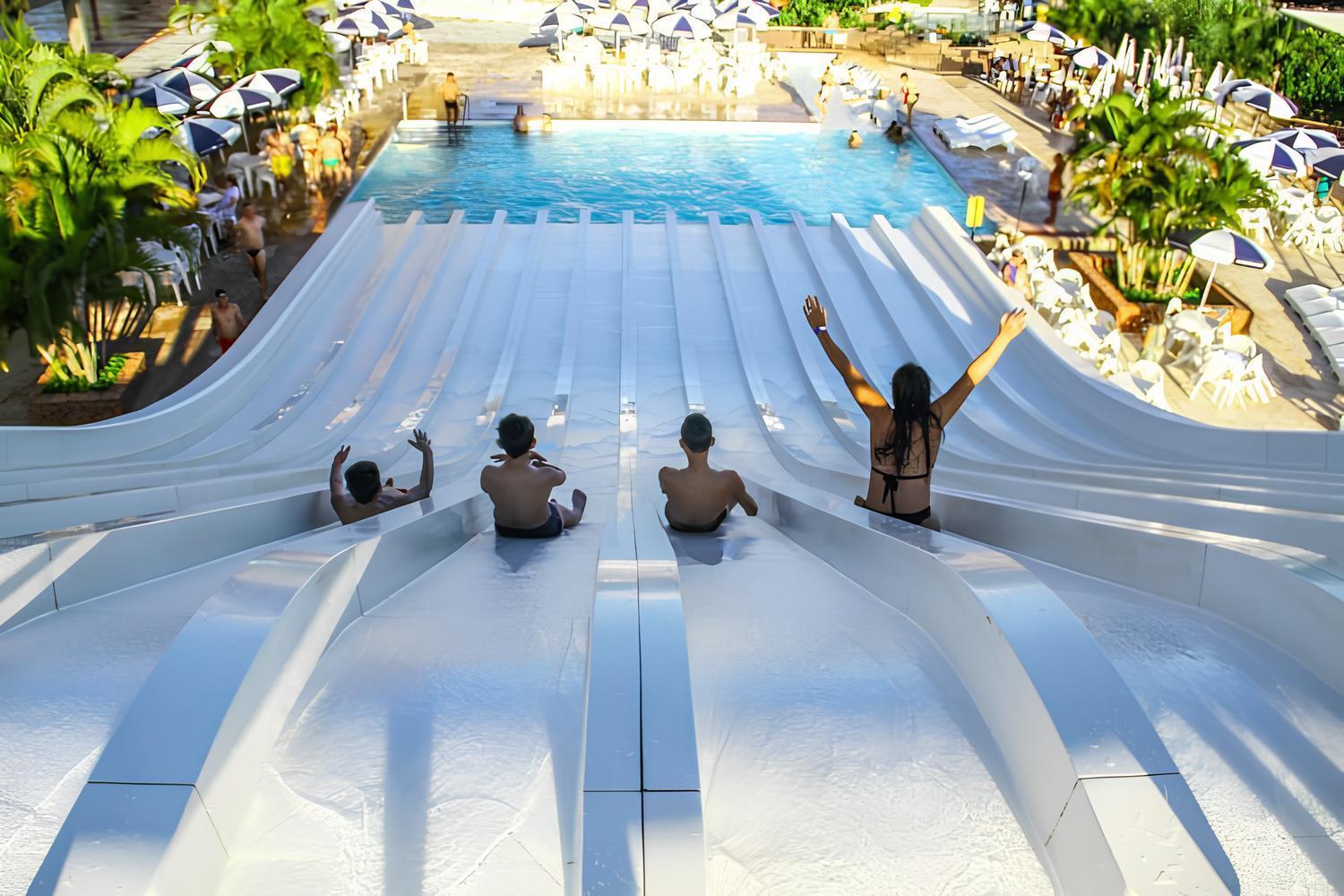 Piazza Diroma Com Acesso Ao Acqua Park Διαμέρισμα Caldas Novas Εξωτερικό φωτογραφία