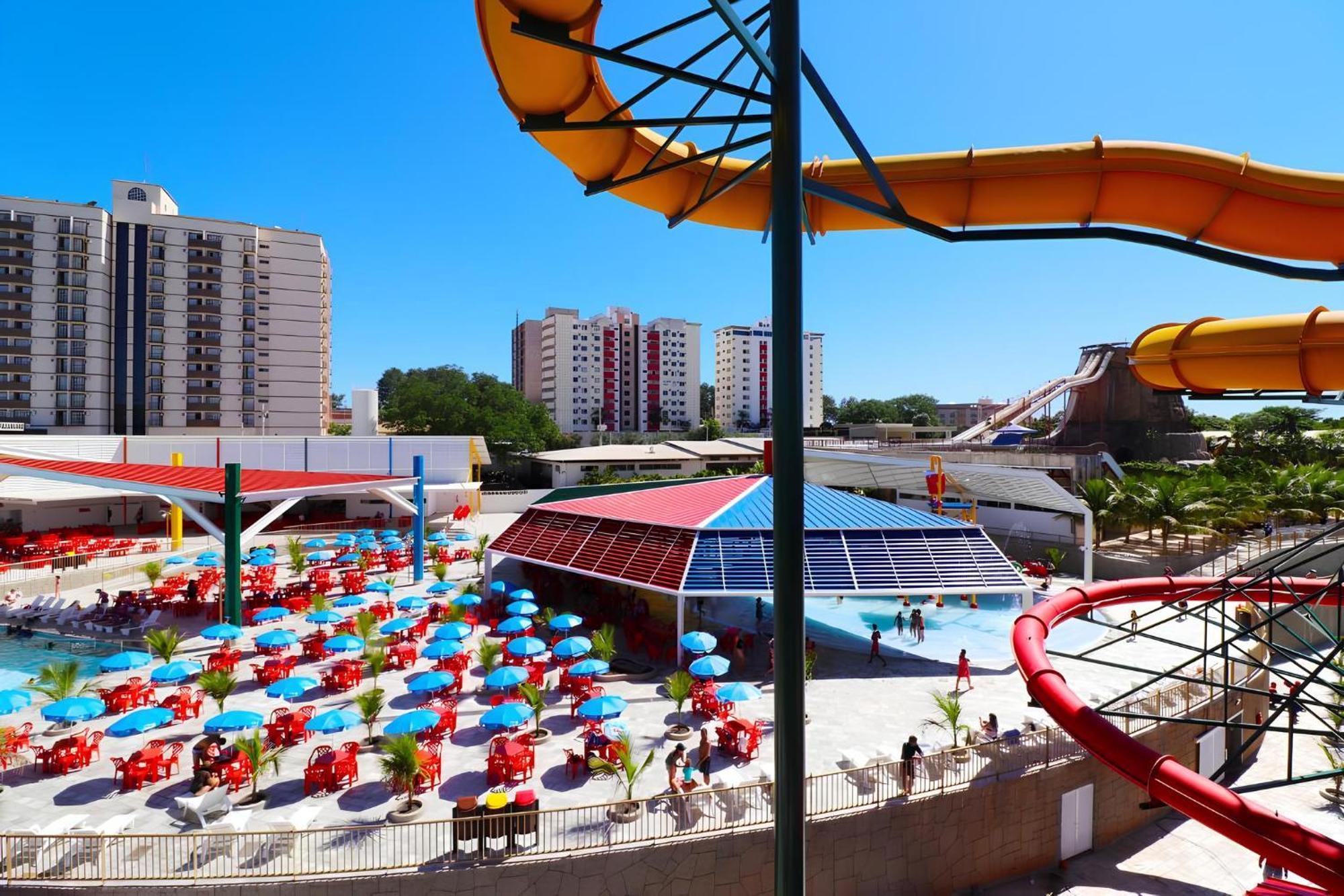Piazza Diroma Com Acesso Ao Acqua Park Διαμέρισμα Caldas Novas Εξωτερικό φωτογραφία