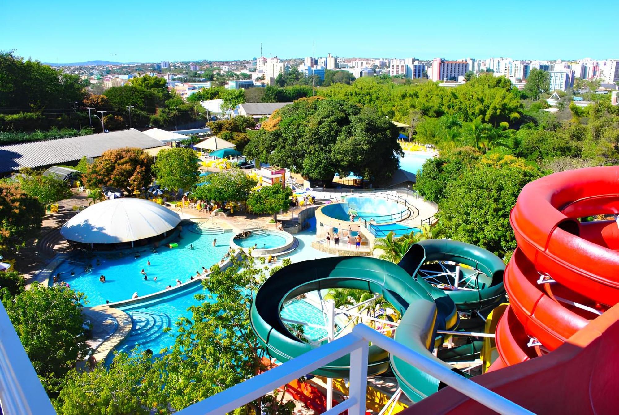Piazza Diroma Com Acesso Ao Acqua Park Διαμέρισμα Caldas Novas Εξωτερικό φωτογραφία